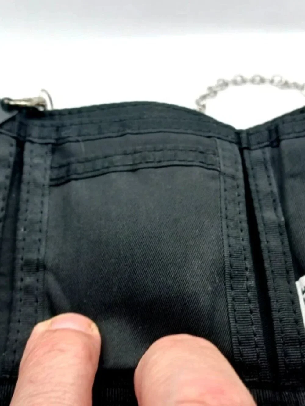 Neff Black + White Nylon Skater Trifold Wallet With Metal Chain